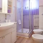 Casa Dolce Sosta - A Heaven Of Light And Hospitality - 2 Camere, 3 Ospiti - Parcheggio Gratuito דירה *
